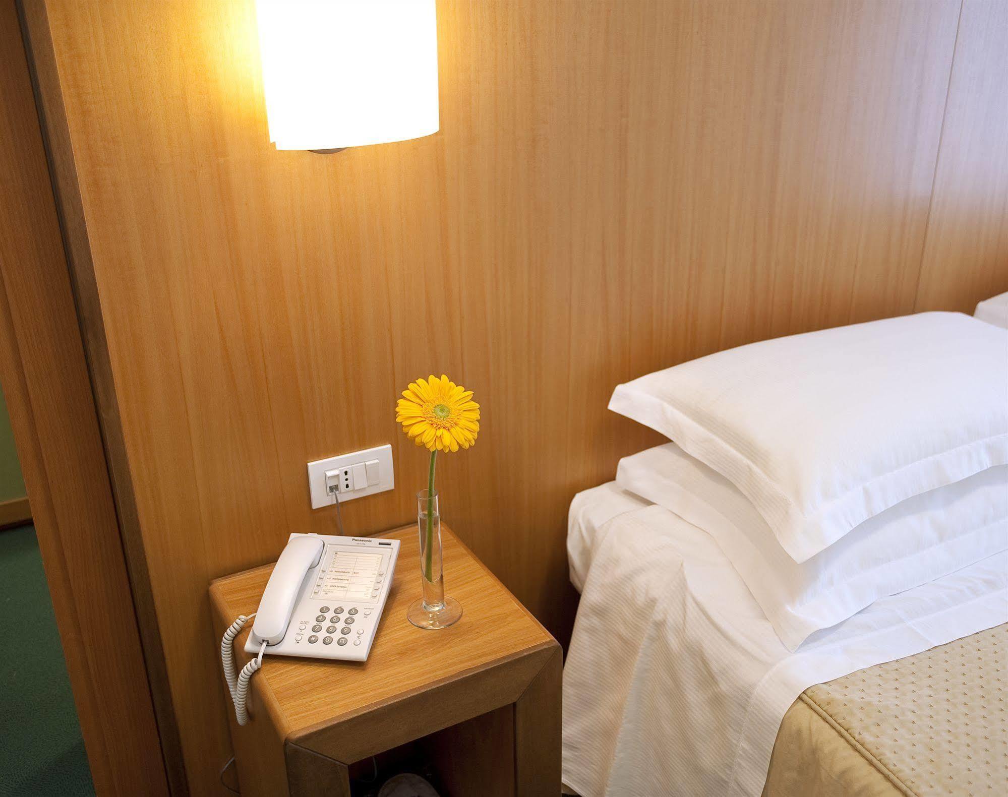 Park Hotel Centro Congressi ポテンツァ エクステリア 写真