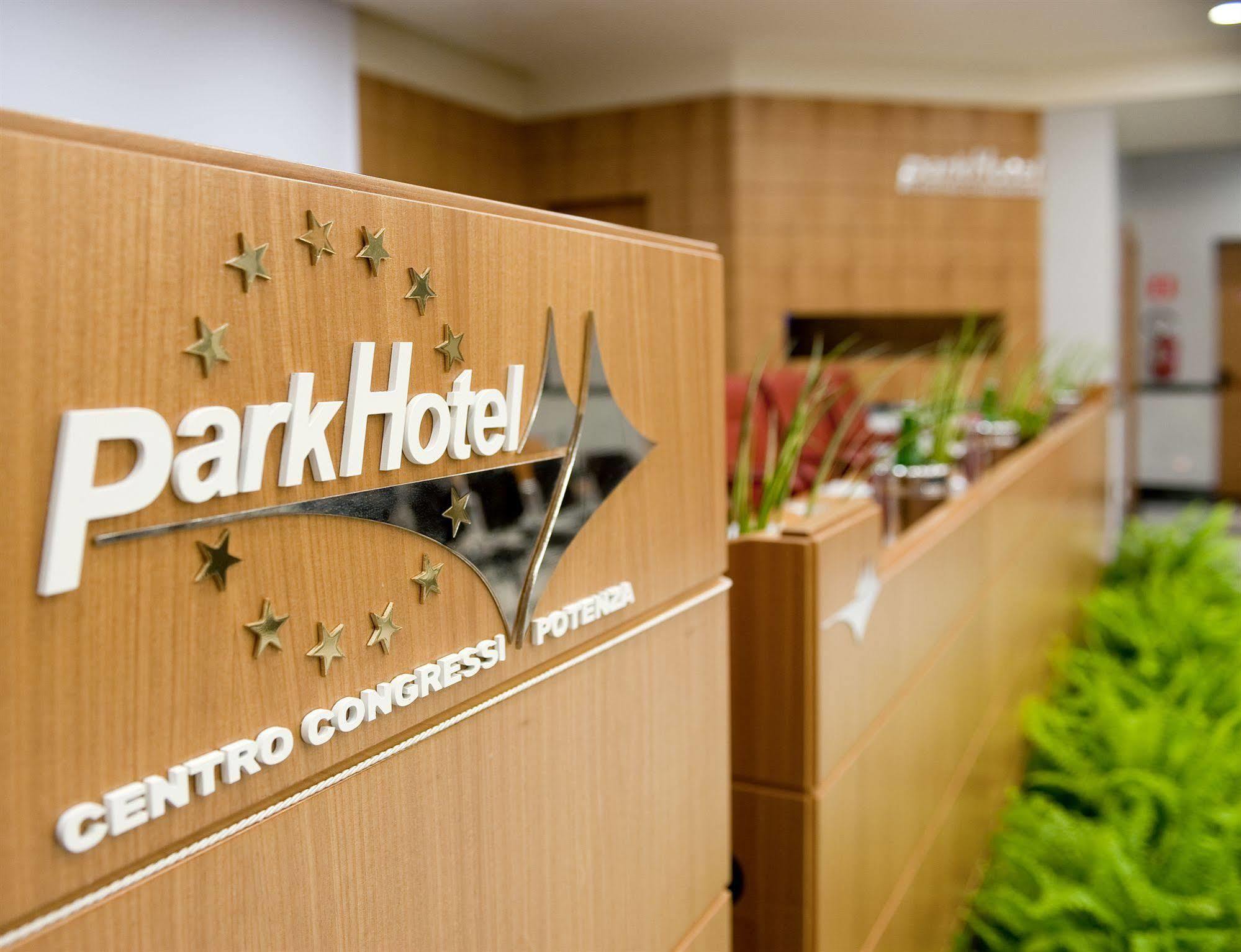 Park Hotel Centro Congressi ポテンツァ エクステリア 写真